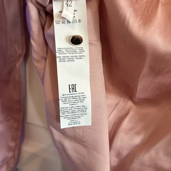 Top - Picture 6 of 15